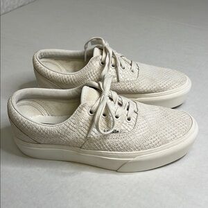 VANS ERA PLATFORM WHITE SNAKESKIN ANIMAL EMBOSSED SNEAKERS 7